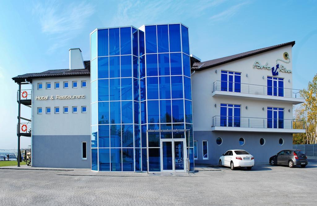 Porto Riva Hotel Zaporizhia Bagian luar foto
