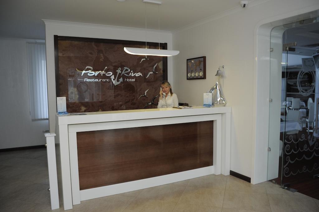 Porto Riva Hotel Zaporizhia Bagian luar foto